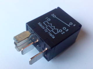 small switchover 20A relay